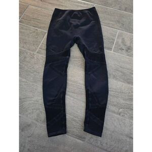 ‎Fabletics Seamless Compression Leggings